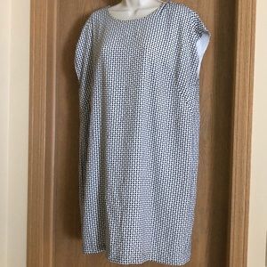 Easy Breezy Cap-Sleeved Shift Dress